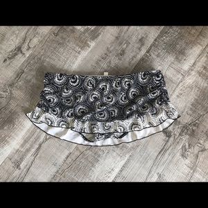24th & Ocean swim skirt XL